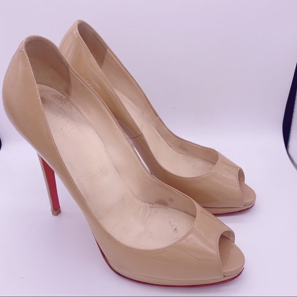 Christian Louboutin nude patent peeptoe heels - Picture 2 of 9